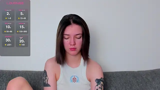 Snapshot of Zoe_Hiland chatting on September 17, 1:13 pm Zoe Hiland online show from September 17, 1:13 pm