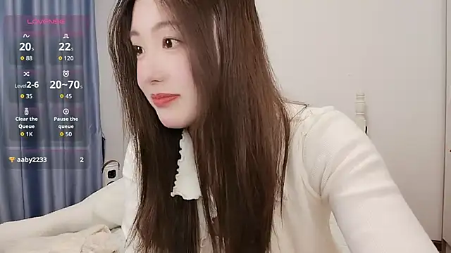 Luna 868 online show from November 14, 5:55 pm