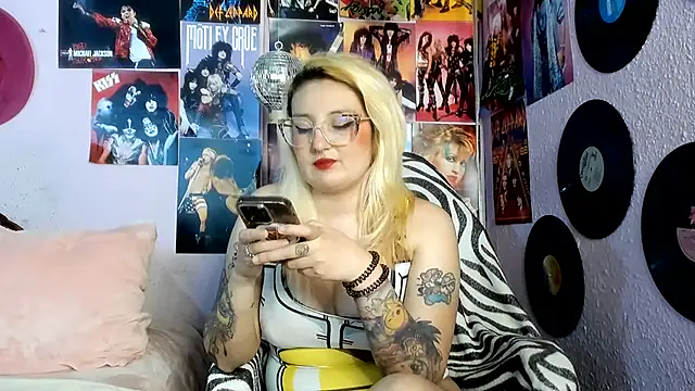 Avril Maria online show from July 25, 7:22 pm