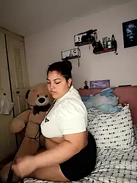 kendra lil evill online show from October 10, 10:36 am