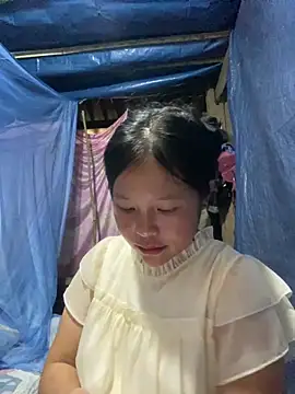 O o UwU o O online show from October 9, 8:23 am