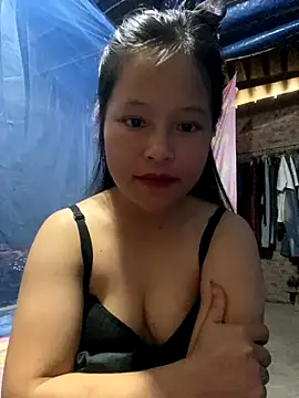 O o UwU o O online show from October 31, 2:01 am