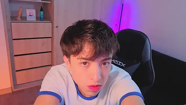 onlinenico online show from October 9, 8:07 pm