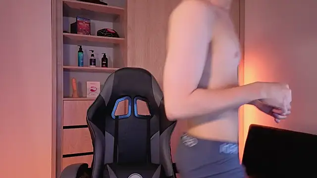 onlinenico online show from November 10, 11:04 pm