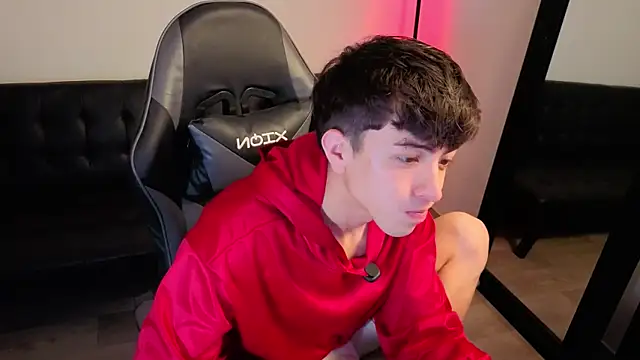 Snapshot of onlinenico chatting on March 2, 8:48 pm onlinenico online show from March 2, 8:48 pm