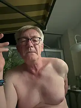 Snapshot of randyandy67 chatting on July 29, 10:30 pm randyandy67 online show from July 29, 10:30 pm