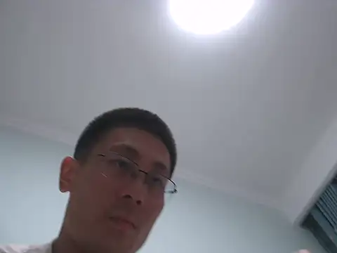 Snapshot of miniyellower chatting on September 23, 1:25 pm miniyellower online show from September 23, 1:25 pm