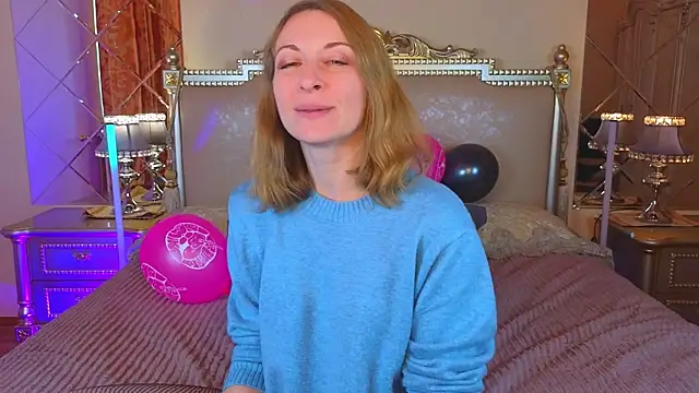 Katherine Loveau online show from September 26, 11:47 am