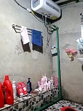 ngan-cute online show from October 30, 1:45 pm