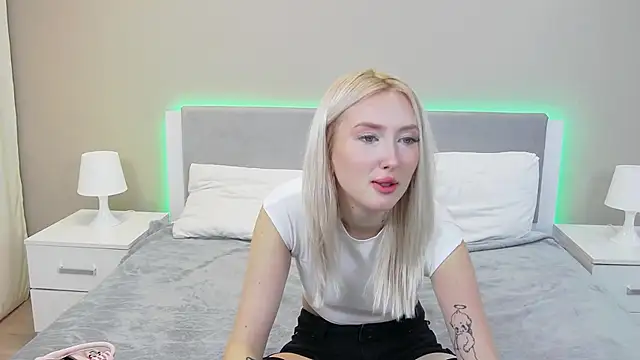 MarianeSun online show from September 25, 4:05 am