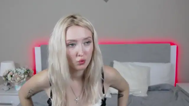 MarianeSun online show from October 7, 4:09 am