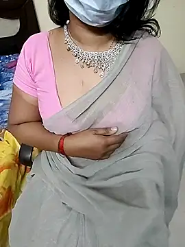 Snapshot of tamilmaha12 chatting on October 16, 8:37 am tamilmaha12 online show from October 16, 8:37 am