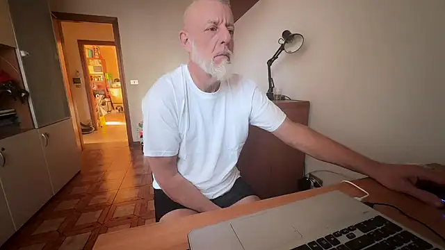 Pigna16PSRN online show from February 17, 8:00 am