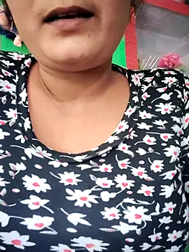 Snapshot of Kavya_hot chatting on December 4, 5:28 am Kavya hot online show from December 4, 5:28 am