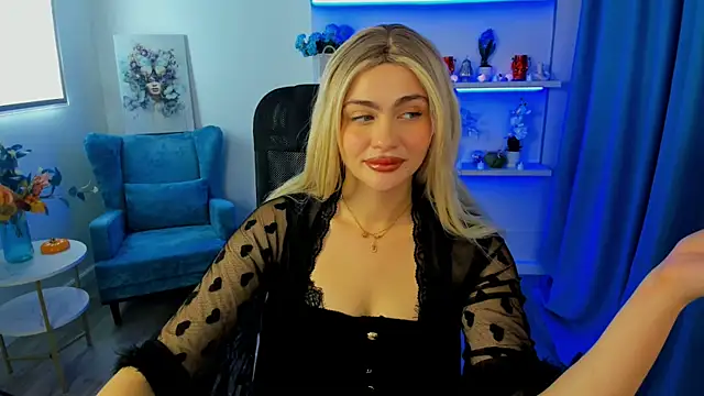 LeslieMineg online show from October 23, 8:18 pm