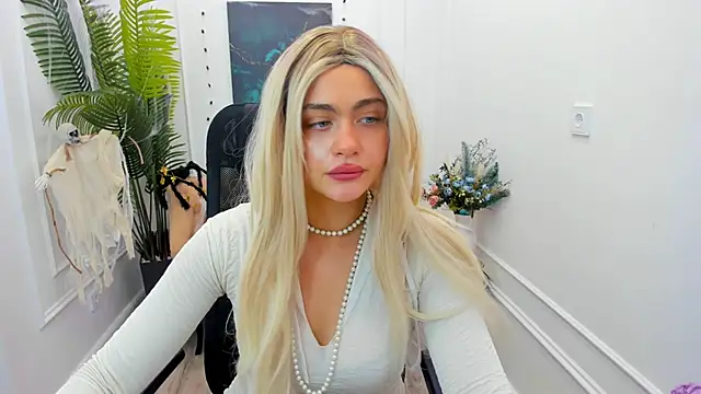 LeslieMineg online show from October 30, 7:58 pm