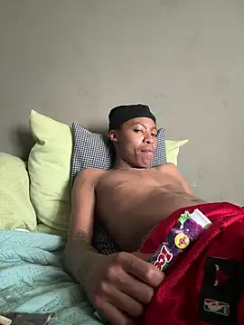 Snapshot of Tookey012 chatting on October 6, 2:36 pm Tookey012 online show from October 6, 2:36 pm