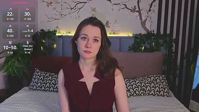 SkyHelen online show from February 3, 4:10 am