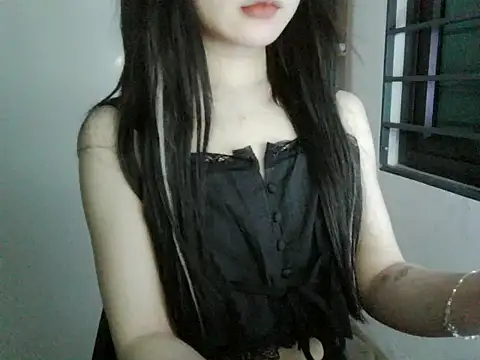 Annabelle-e online show from October 12, 5:45 pm