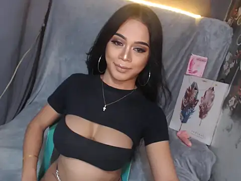 SerenityFoxx online show from November 17, 3:45 am