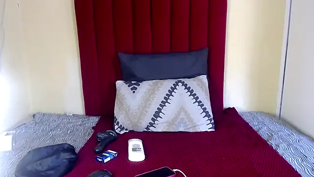 Snapshot of Tallatoya chatting on October 3, 9:28 am Tallatoya online show from October 3, 9:28 am