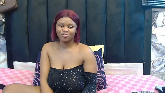 SexyBaddieXXX online show from June 12, 8:08 pm