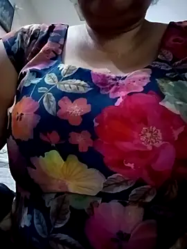 Rakhi sawant143 online show from September 23, 5:05 pm