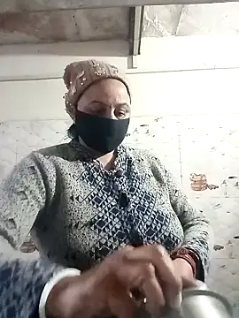 Rakhi sawant143 online show from December 20, 2:07 am