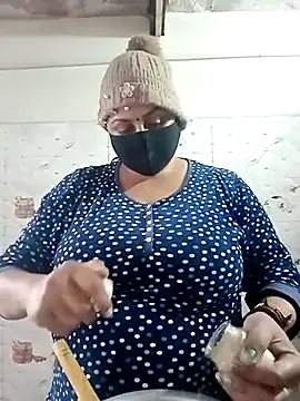 Rakhi sawant143 online show from February 1, 2:43 am