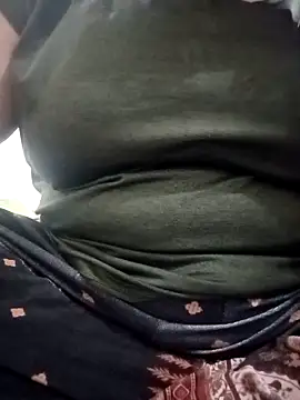 Rakhi sawant143 online show from March 14, 4:01 pm