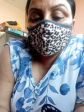Snapshot of Rakhi_sawant143 chatting on June 22, 11:07 am Rakhi sawant143 online show from June 22, 11:07 am