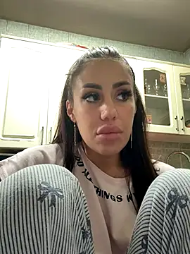 CataleyaSyrene online show from October 13, 6:46 am