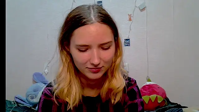  kikiclark   online show from October 4, 9:02 pm