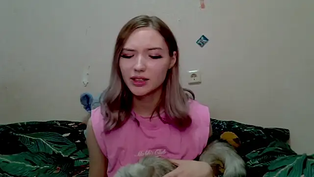  kikiclark   online show from October 19, 2:07 pm