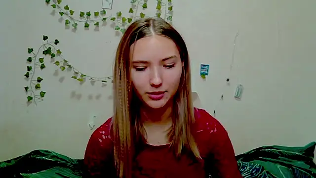  kikiclark   online show from November 20, 5:12 pm