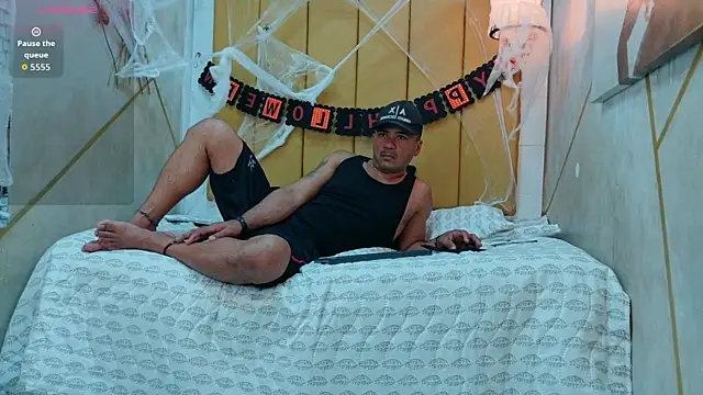 alphakongX online show from October 28, 11:51 pm