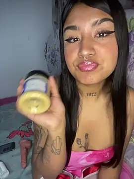 Snapshot of Caty__hot chatting on March 4, 5:24 am Caty hot online show from March 4, 5:24 am