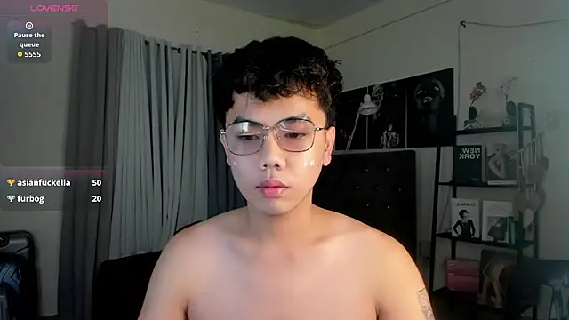 mightyhotcock online show from September 17, 8:49 am