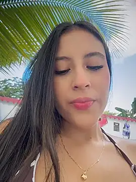 Juanita-Diaz online show from June 9, 8:42 pm