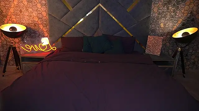 KamillaVibes online show from September 26, 2:32 pm