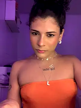 luluzinhax online show from October 10, 2:32 am