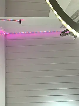 luluzinhax online show from January 16, 5:22 am