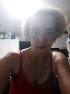 VasylynaLove421 online show from September 17, 7:15 pm