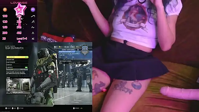 Snapshot of mmmminaDarling chatting on May 2, 1:10 am mmmminaDarling online show from May 2, 1:10 am
