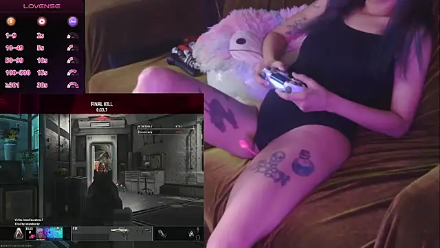 Snapshot of mmmminaDarling chatting on June 10, 11:57 pm mmmminaDarling online show from June 10, 11:57 pm