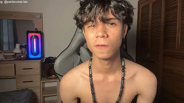 OopsAgain  online show from July 12, 12:29 pm