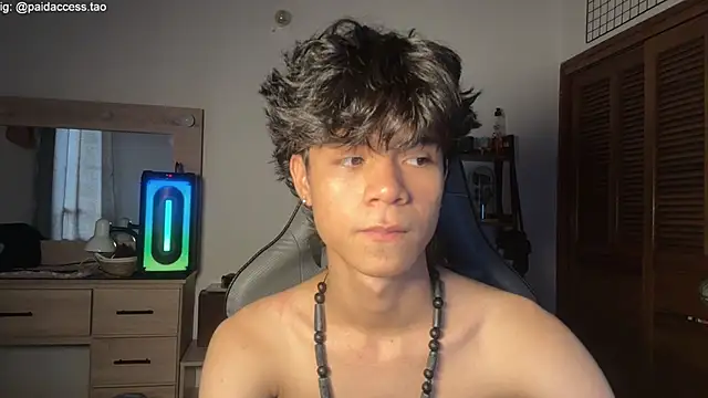 OopsAgain  online show from July 15, 7:52 pm