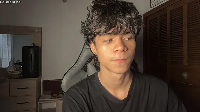 OopsAgain  online show from July 20, 5:37 pm
