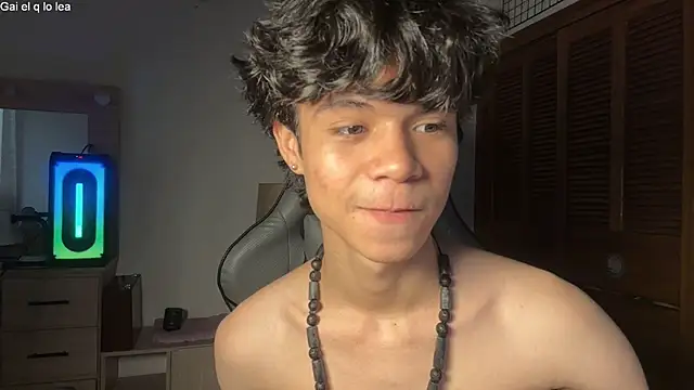 OopsAgain  online show from July 25, 7:11 pm