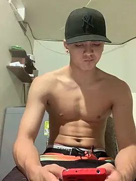 boyhot- - online show from September 13, 3:06 am